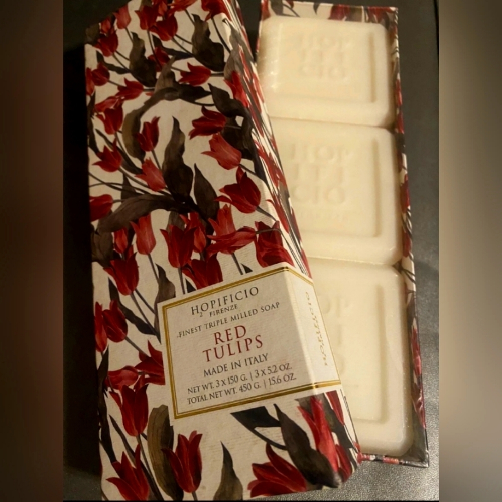HOPIFICIO Red Tulips Luxury Hand Soap Set Made in Italy Set Of 3
